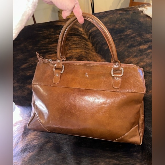 Ashwood Leather Tote, Large Tote, Work Tote,Spacious Leather Tote, Timeless Tote - Picture 3 of 15